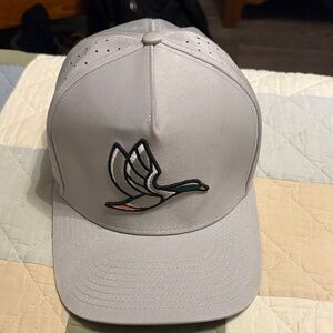 Gray Waggle Men’s Cap with Embroidered Duck Logo